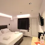 Melina's Seaside Retreat