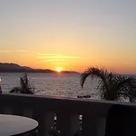Aparthotel Melina's Seaside Retreat 4*