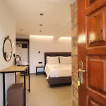 Aparthotel Melina's Seaside Retreat Ksamil