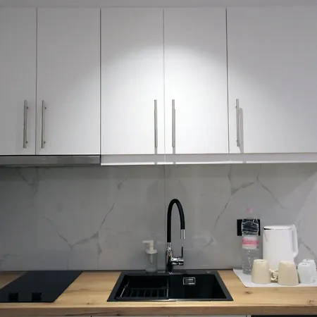 Melina's Seaside Retreat מלון דירות קסאמיל