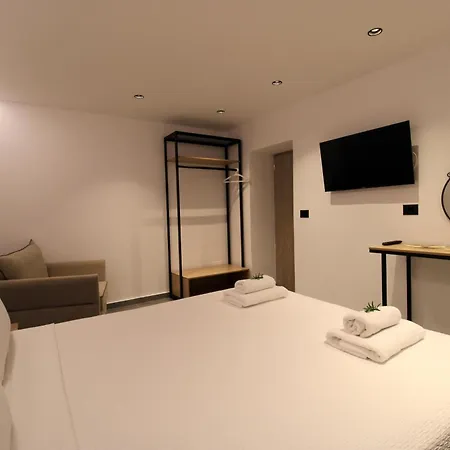 Melina's Seaside Retreat