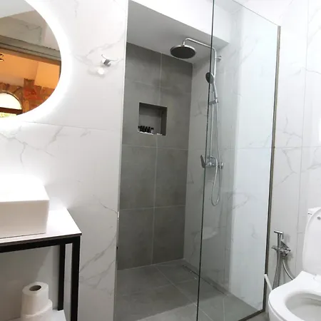 Melina's Seaside Retreat