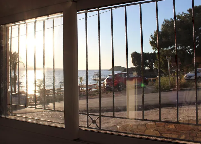 Lägenhetshotell Melina's Seaside Retreat 4*