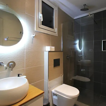 Melina's Seaside Retreat 3*