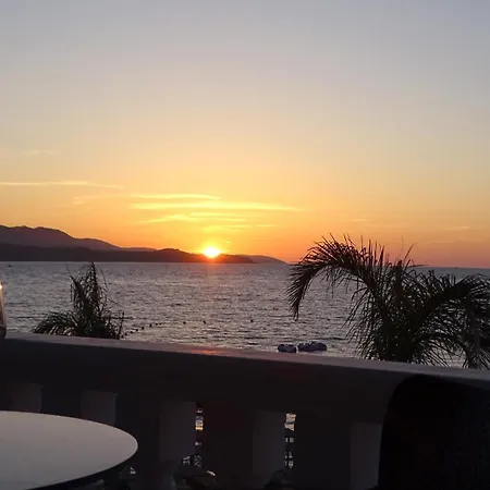 Lejlighedshotel Melina's Seaside Retreat 3*