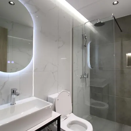 Melina's Seaside Retreat 3*