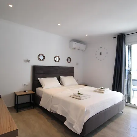 Melina's Seaside Retreat 아파트호텔