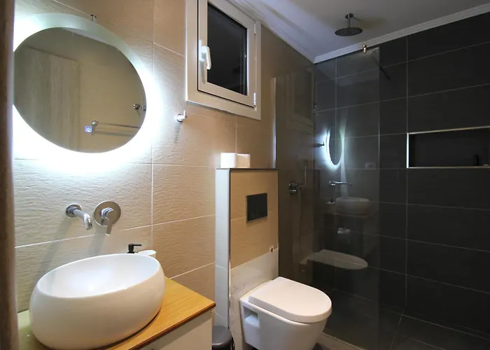 Melina's Seaside Retreat 3*