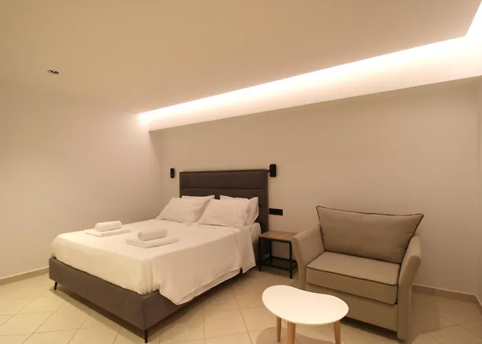 Melina's Seaside Retreat Aparthotel 3*