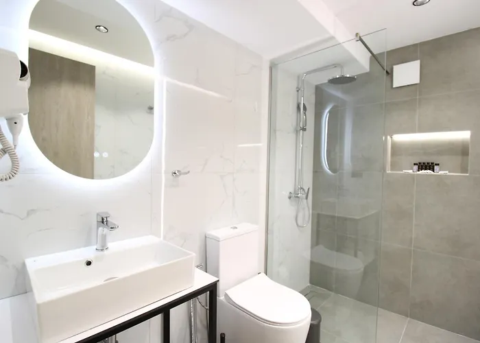 Melina's Seaside Retreat