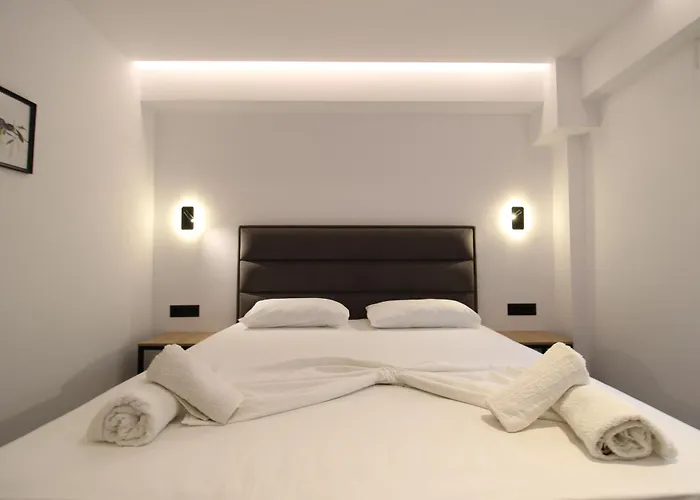 Melina's Seaside Retreat Aparthotel Ksamil