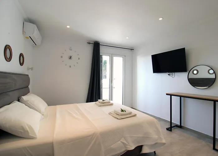 Melina's Seaside Retreat Ksamil